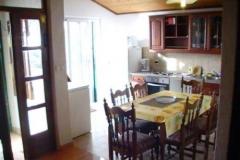 Hiša Ana directly by the beach Apartma 3 – APT.C foto 4