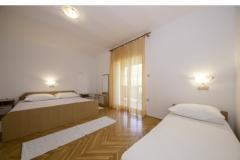 APARTMANI DEBELIĆ Apartma 2 – Dobrila 2 foto 3