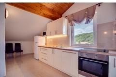 MARE Apartma 3 – AP 2 6+1 foto 1