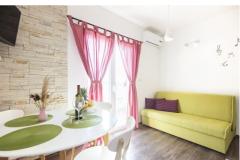 Apartmaji CAPE Apartma 3 – Pink foto 3