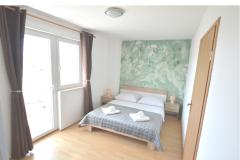 Home or Apts Miočić without owner Apartma 1 – Ap. 2+2 foto 3