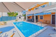 Villa Bobanac with heated pool Apartma 1 – ALL foto 1