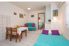 Apartmaji Bose -Rogoznica Apartma 2 – app 2+2 foto 3