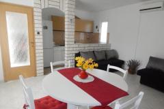 Apartmaji Domino Apartma 1 – A2+2 foto 2