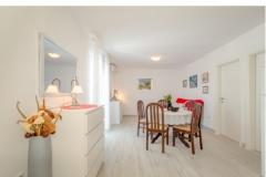 Apartmaji Iva Apartma 1 – Garden foto 2