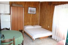 Apartmaji Jerkunica Apartma 3 – A2+1 foto 1