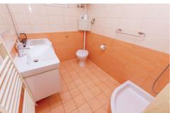 Apartmaji Venci Apartma 1 – A 8+1 priz foto 5