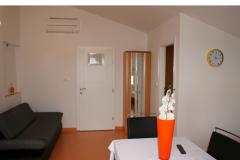 Apartmaji  Villa Rosina  Apartma 2 – STUDIO 1 foto 4