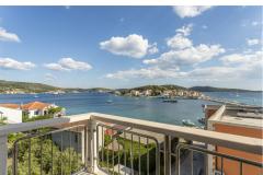 Flores Luxury Suites Apartma 3 – Rose 3 foto 1