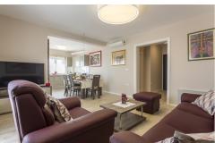 Flores Luxury Suites Apartma 3 – Rose 3 foto 4