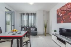 Apartmaji Kimi with swimming pool  Apartma 1 – APP V foto 1