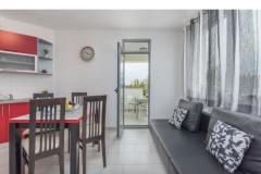 Apartmaji Kimi with swimming pool  Apartma 1 – APP V foto 2