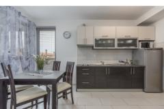 Apartmaji Kimi with swimming pool  Apartma 2 – APP M foto 1