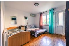 Apartmaji Natasa Apartma 1 – A6+2 foto 1