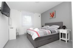 Holiday home with swimming pool Apartma 1 – APP *** foto 2