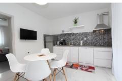 Holiday home with swimming pool Apartma 1 – APP *** foto 4