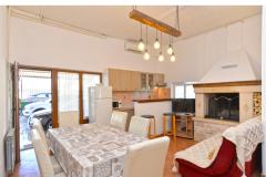 Mira 615 Apartma 2 – 4+0 Ap 2 foto 2