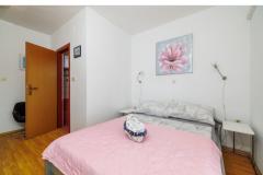 Apartmaji Bionda Soba 5 – Soba s kup foto 3