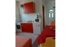 Apartmaji  MaDi  Apartma 3 – Crveni foto 3