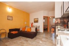 Apartma L Apartma 1 – narančasti foto 4