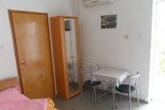Apartmaji Badzim Soba 5 – Soba 1/2 foto 3