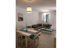 Laura apartmani Apartma 3 – Tirkizni foto 2