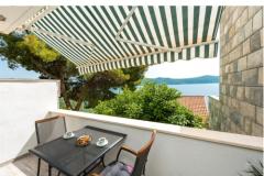 Villa Ratac Beach Apartmaji Soba 6 – Family rm. foto 1