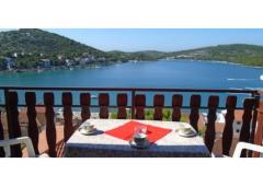Apartmaji Barbaca Tisno Apartma 1 – A3 foto 1