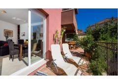 LAURA, 110 m2 pool, 100 m to beach Apartma 1 – LAURA foto 1