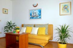 Apartmaji Milan Rogulj Apartma 1 – žuti foto 2