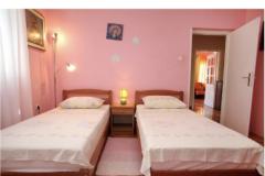 Apartmaji SATIS Apartma 2 – LAURA foto 1