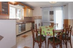 Apartmaji Leila Apartma 1 – A 6+1 foto 2