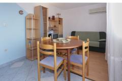 Apartmaji Leila Apartma 3 – A 4+1 foto 3