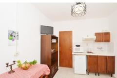 Apartmaji Mary Luna Apartma 2 – Studio foto 4