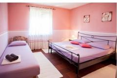 Apartmaji NIKA Apartma 2 – MARTA foto 5