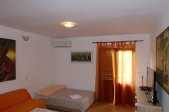 Apartmaji Tomic Apartma 1 – A1 (3+2) foto 1