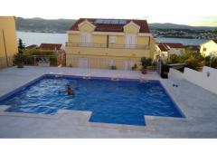 Villa Luna Apartma 4 – Ap-2 foto 1