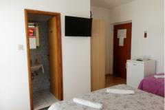 Apartmaji Aniko Šarić Soba 1 – Soba 1 foto 4