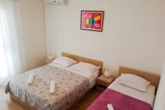 Apartmaji Aniko Šarić Soba 2 – Soba 2 foto 1