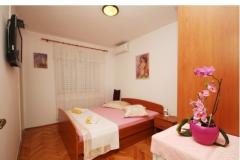 Apartmaji Ada Lalić Soba 5 – soba2 foto 5