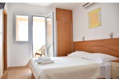 Apartmaji Stone  Tučepi  Apartma 1 – A 2 - 100 foto 1