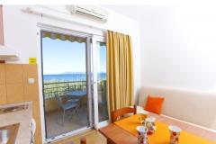 Apartmaji Helga Apartma 4 – naranča foto 5