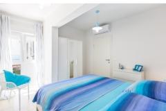 Apartmaji Ksenija Apartma 4 – A2+2 plavi foto 5