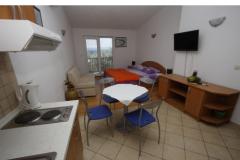 Apartmaji Mitan Apartma 2 – 2.A2+2 foto 2
