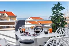 Apartmaji Strada Tučepi Apartma 4 – Brown A4 foto 1