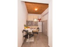Apartmaji Suzana i Zlatan Apartma 4 – A2+2crveni foto 3