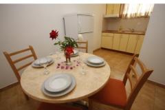Apartmaji Turić Apartma 4 – APP 4+1 foto 5