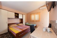 Apartmaji Ružica Apartma 3 – 2: A2+1 foto 5