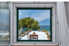 Beachfront Apartma NIVES Apartma 1 – Nives foto 3