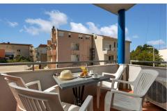 City Apartmaji Tučepi Apartma 4 – City A3 foto 1